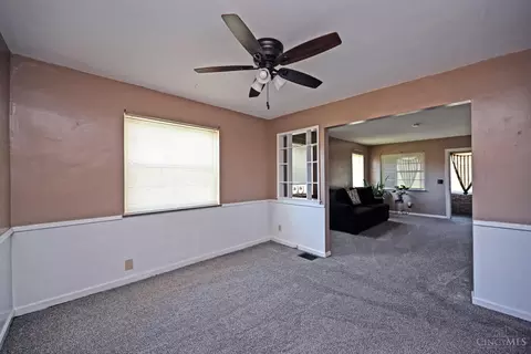 Living - 4027 Smith Rd, Cheviot, OH 45211 photo 2 of 3