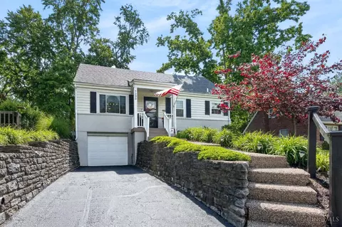 7230 Thomas Dr, Madeira, OH 45243