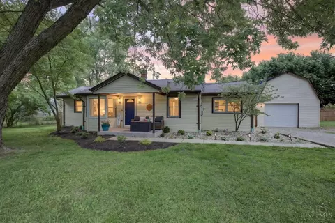 2702 Pierson Rd, Oxford, OH 45056