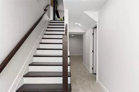 Entry Way - 4718 Ward St, Cincinnati, OH 45227 photo 6 of 6