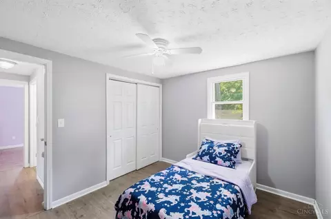 Bedroom - 7469 S Park Ave, Blanchester, OH 45107 photo 3 of 4