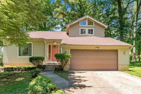 1674 Foxwood Trl, Loveland, OH 45140