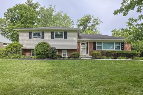 7445 Elbrook Ave, Amberley, OH 45237