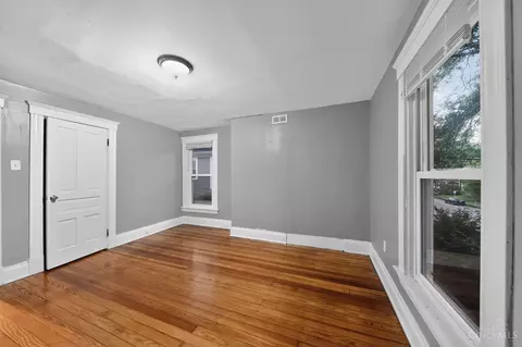 4530 Whetsel Ave, Cincinnati, OH 45227 photo 8