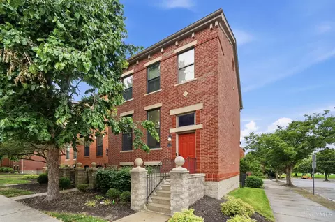1013 John St, Cincinnati, OH 45203
