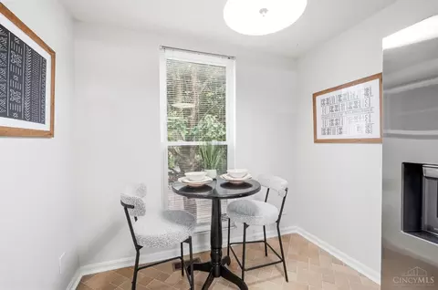 Dining - 1013 John St, Cincinnati, OH 45203 photo 3 of 3