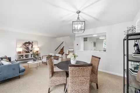 Dining - 1013 John St, Cincinnati, OH 45203 photo 2 of 3