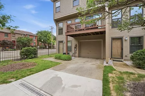 Exterior - 1013 John St, Cincinnati, OH 45203 photo 6 of 6
