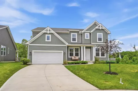 Exterior - 974 Crestpoint Ct, Cincinnati, OH 45245 photo 2 of 10