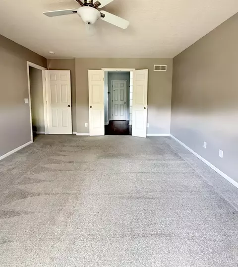 Bedroom - 639 Ellen Dr, Cincinnati, OH 45255 photo 1 of 3