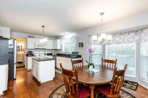 Dining - 604 Coleberry Ct, Cleves, OH 45002 photo 3 of 4