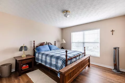 Bedroom - 604 Coleberry Ct, Cleves, OH 45002 photo 7 of 9