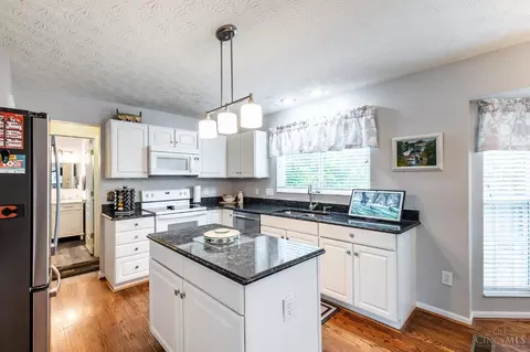 Kitchen - 604 Coleberry Ct, Cleves, OH 45002 photo 2 of 3
