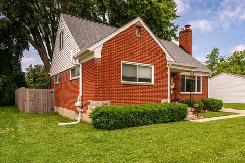 Exterior - 3105 Annabelle Dr, Kettering, OH 45429 photo 3 of 17