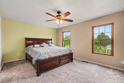 Bedroom - 7851 Stablegate Ln, Maineville, OH 45039 photo 2 of 3