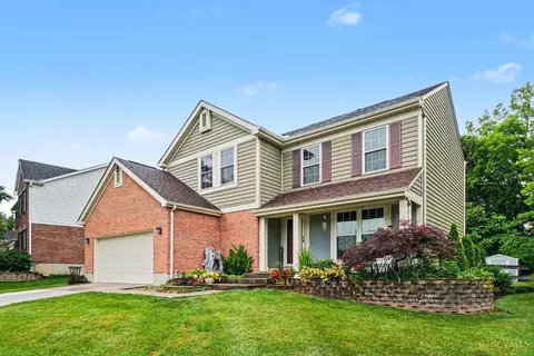 Exterior - 7851 Stablegate Ln, Maineville, OH 45039 photo 3 of 8