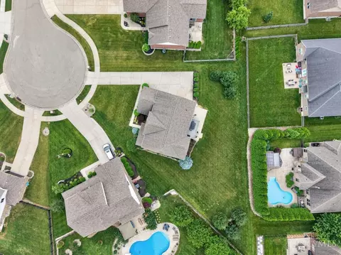View/Area - 917 Ryan Ct, Monroe, OH 45050 photo 1 of 8
