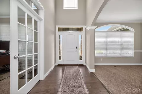 Entry Way - 917 Ryan Ct, Monroe, OH 45050 photo 1 of 5