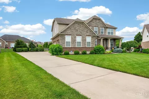 Exterior - 917 Ryan Ct, Monroe, OH 45050 photo 2 of 9
