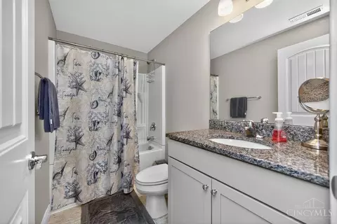 Bath - 917 Ryan Ct, Monroe, OH 45050 photo 6 of 6