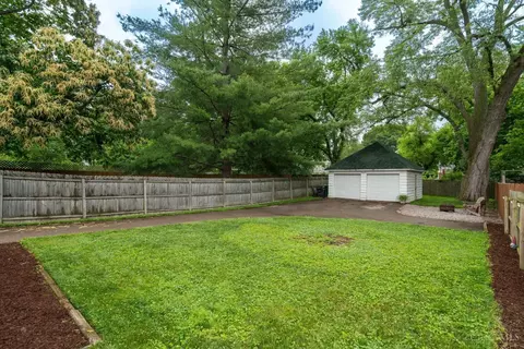 Exterior - 4430 Simpson Ave, Cincinnati, OH 45227 photo 6 of 7