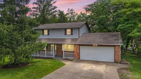 8880 Primrose Dr, Loveland, OH 45140