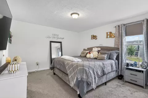 Bedroom - 2856 Pine Leaf Ct, Hamilton, OH 45013 photo 1 of 3