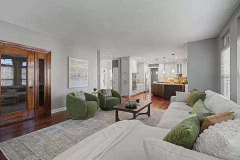 Living - 145 Stanton Dr, Springboro, OH 45066 photo 4 of 4