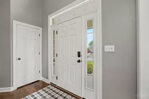 Entry Way - 145 Stanton Dr, Springboro, OH 45066 photo 2 of 4