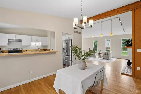 Dining - 1859 Windhill Ter, Cincinnati, OH 45255 photo 2 of 2