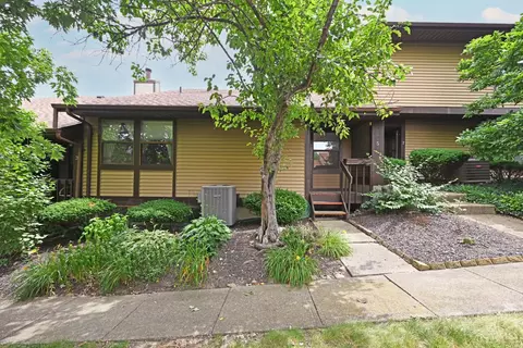 5 Springbok Dr, Fairfield, OH 45014