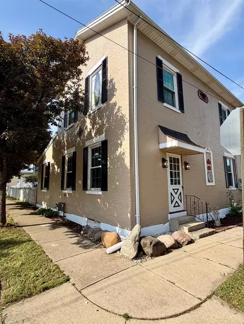 102 Main St, Hamilton, OH 45013
