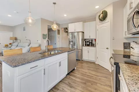 Kitchen - 110 Nettleton Ct, Monroe, OH 45050 photo 2 of 4