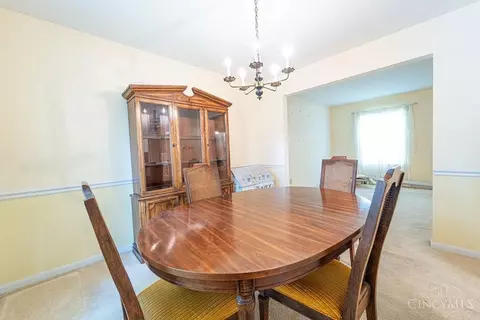 Dining - 2559 Fulbourne Dr, Cincinnati, OH 45231 photo 1 of 2