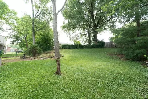 Exterior - 2559 Fulbourne Dr, Cincinnati, OH 45231 photo 2 of 3