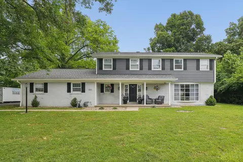 111 Beacon Hill Dr, Mount Orab, OH 45154