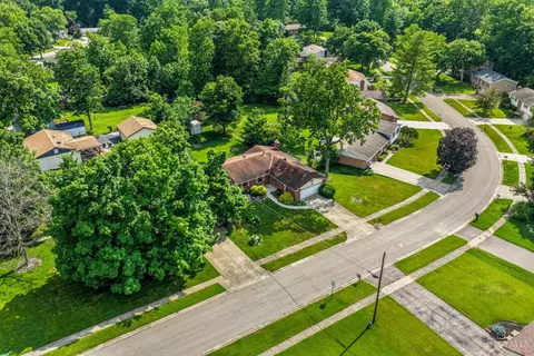 View/Area - 741 Stuart Ln, Cincinnati, OH 45245 photo 1 of 2