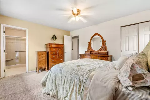 Bedroom - 741 Stuart Ln, Cincinnati, OH 45245 photo 3 of 7