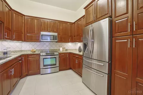 Kitchen - 1125 St Gregory St, Cincinnati, OH 45202 photo 2 of 4