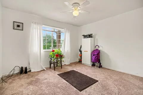Bedroom - 5769 Cheviot Rd, Cincinnati, OH 45247 photo 2 of 2