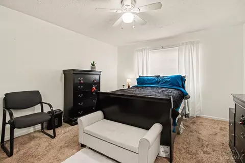 Bedroom - 5769 Cheviot Rd, Cincinnati, OH 45247 photo 1 of 2