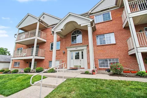 5769 Cheviot Rd, Cincinnati, OH 45247