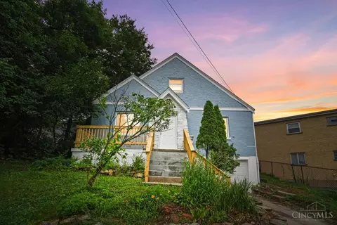 3604 June St, Cincinnati, OH 45211