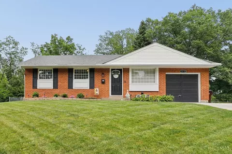 1570 Blueorchard Dr, Cincinnati, OH 45230