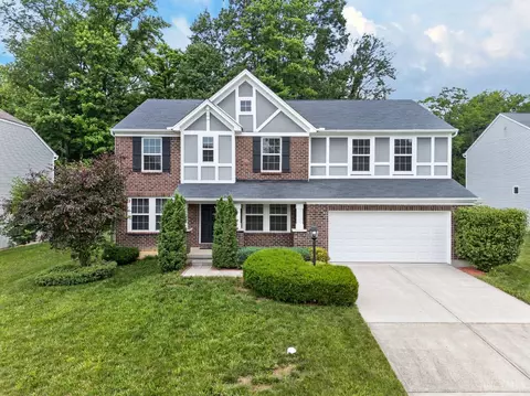 3683 White Blossom Ct, Amelia, OH 45102