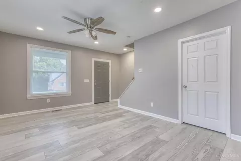 Living - 3319 Cavanaugh Ave, Cincinnati, OH 45211 photo 2 of 2