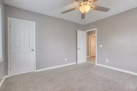 Bedroom - 3319 Cavanaugh Ave, Cincinnati, OH 45211 photo 6 of 8