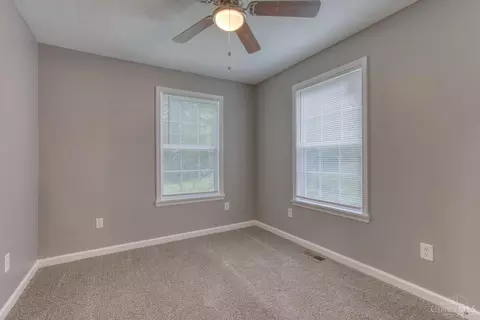 Bedroom - 3319 Cavanaugh Ave, Cincinnati, OH 45211 photo 1 of 8