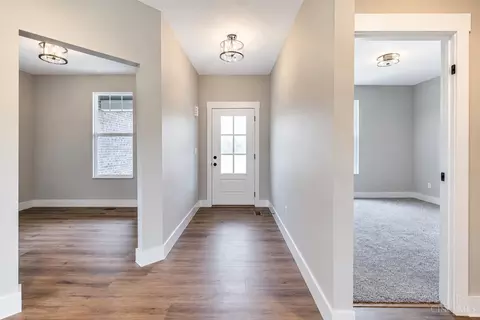 Entry Way - 3664 Silax Dr, Hamilton, OH 45013 photo 2 of 5