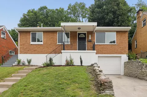 4136 Pleasure Dr, Cincinnati, OH 45205